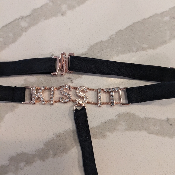 Savage X Fenty Kiss It Body Harness (XS-XL) - Picture 8 of 9